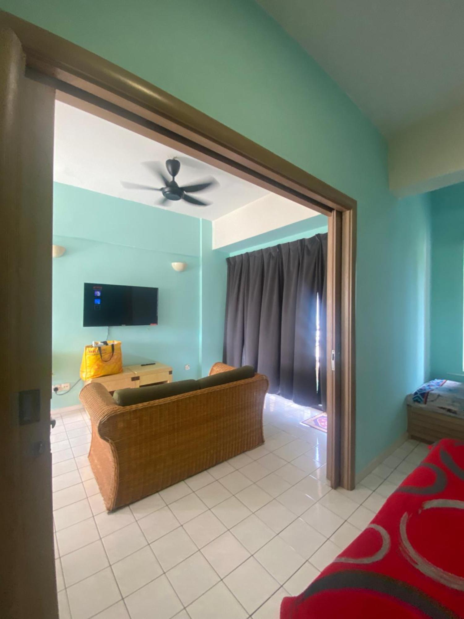 Adel Corus Paradise Lagoon Apartment Port Dickson Extérieur photo